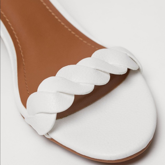 H&M faux leather sandal. - Picture 1 of 4